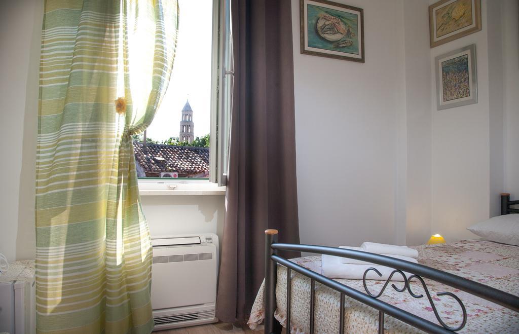 Rooms Split Pezelj ห้อง รูปภาพ